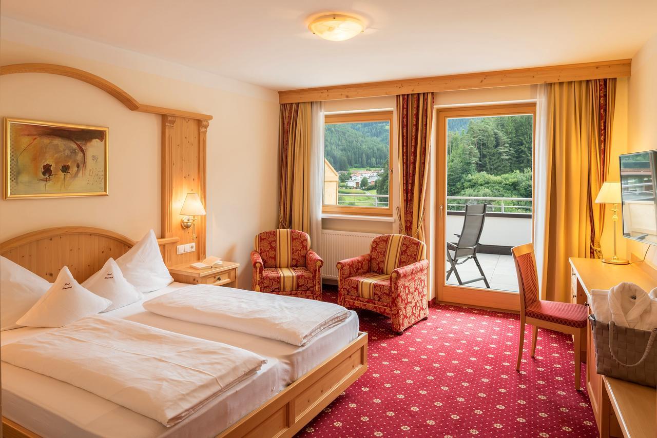 Hotel Kronblick Chienes Esterno foto