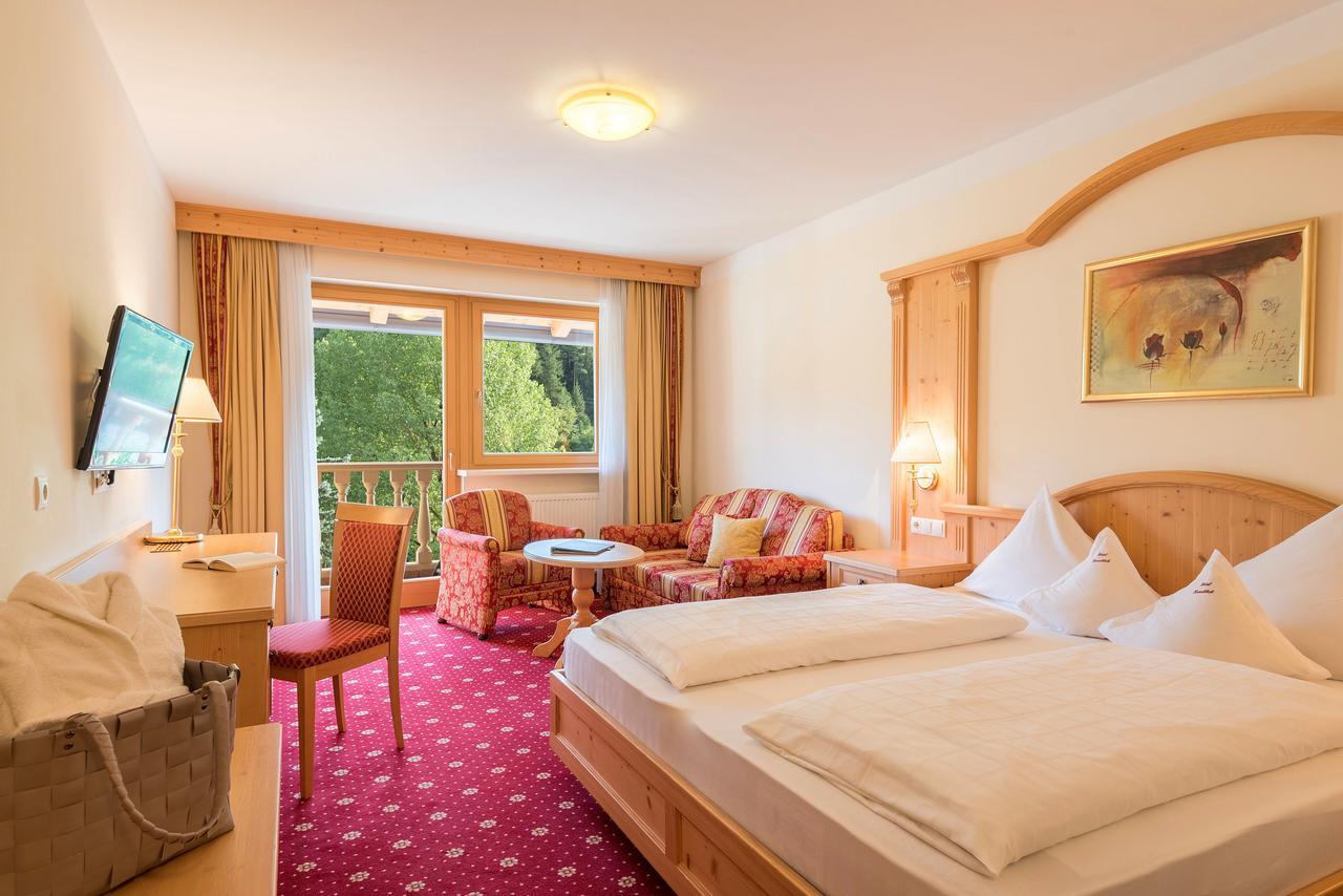 Hotel Kronblick Chienes Esterno foto